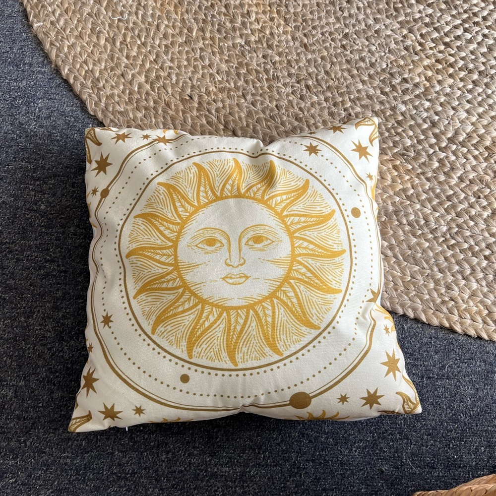 Throw pillows